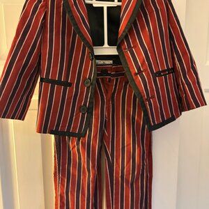 Kid's Suit with two pant sizes